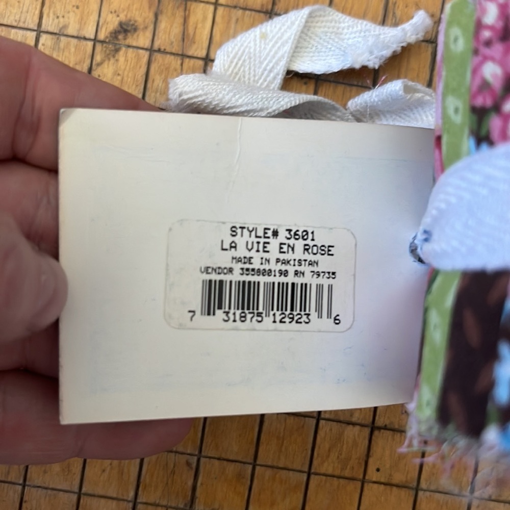 Quick Cuts Stripz Floral Jelly Roll Fabric Strips - Picture 4 of 5